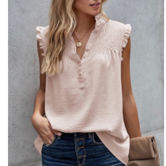 Lovey’s Boutique Tops - NEW Lovey’s Boutique Apricot Ruffle Sleeveless Top